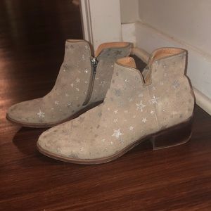 Steve Madden Star Booties